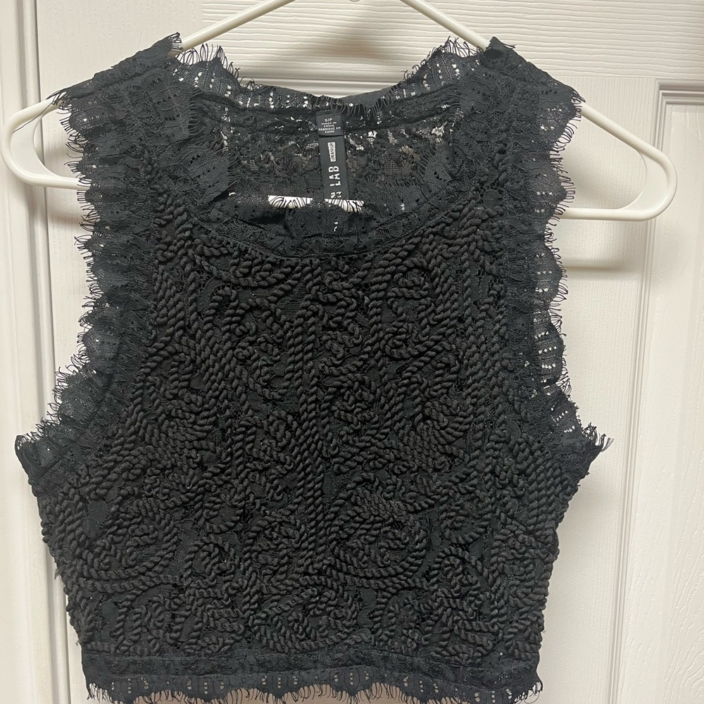Black Lace Sleeveless Top